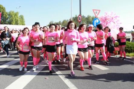 “美力 勢不可擋”—玫琳凱2018杭州國際女子馬拉松女神跑團驚艷賽場