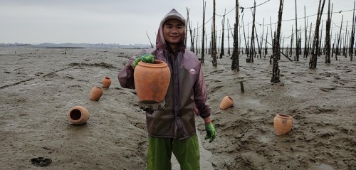 西瓜視頻創(chuàng)作者漁人阿烽直播帶貨助農(nóng)??銷售額超100萬(wàn)元