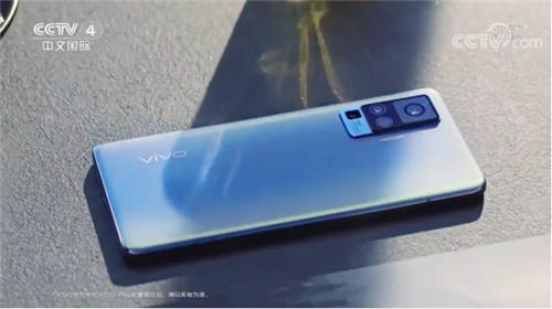 vivo X50系列真機(jī)視頻公布：電影運(yùn)鏡+聲音變焦體現(xiàn)旗艦影像實(shí)力