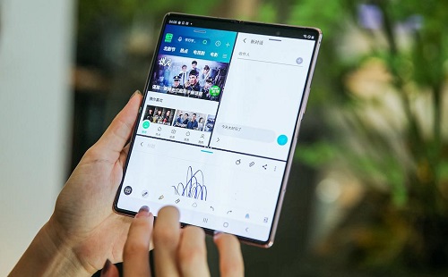 為什么說三星Galaxy Z Fold2 5G有手機(jī)形態(tài)的未來感