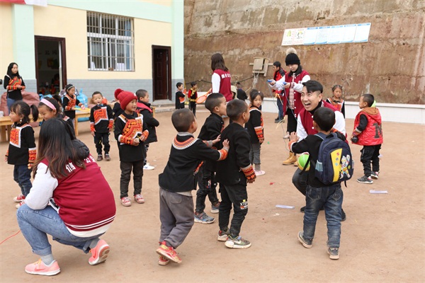 信也科技大涼山愛心幼兒園正式落成，用愛心點燃希望