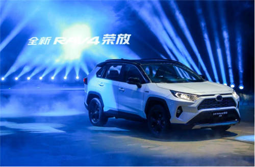 SUV如何選？“全新RAV4榮放”年輕人的不二之選！