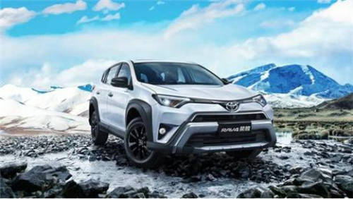 RAV4榮放雙擎版，擁有傲視同級(jí)的三種四驅(qū)系統(tǒng)