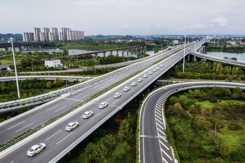 經濟參考報：蘑菇車聯走出自動駕駛第四條路