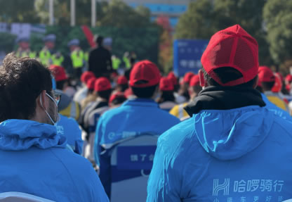 12月2日是第十個(gè)“全國交通安全日”，為了呼吁更多人提高交通安全意識，哈啰出行圍繞“守法規(guī)知禮讓、安全文明出行”的主題，與全國20多地交通管理部門開展形式多樣的交通安全宣傳活動。1399.jpg