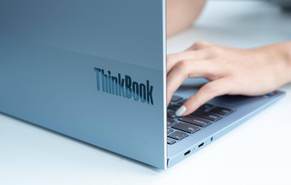 ThinkBook 13x冰雪藍正式開售，破冰青年口彰顯銳意鋒芒