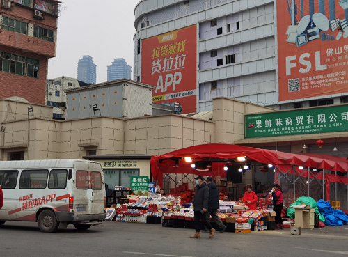 貨拉拉司機堅守春運一線，助力年貨“品質(zhì)”到家