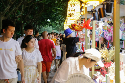 微拍堂開拓創(chuàng)新 文化“硬核”成果實(shí)現(xiàn)突破