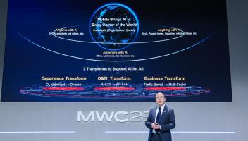 MWC25觀察：移動產(chǎn)業(yè)迎“三變”，華為AI-Centric 5.5G獻“三策”