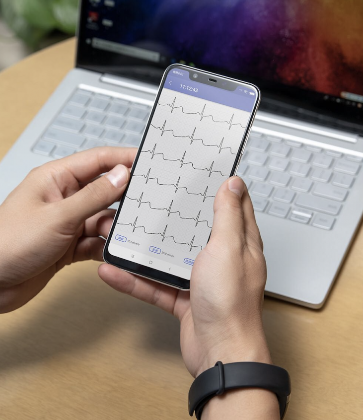華米科技首款 Amazfit 可穿戴動(dòng)態(tài)心電記錄儀問世 進(jìn)軍可穿戴醫(yī)療領(lǐng)域