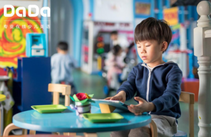 VIPKID與巧口英語辯論之爭是格局調(diào)整還是行業(yè)震蕩？