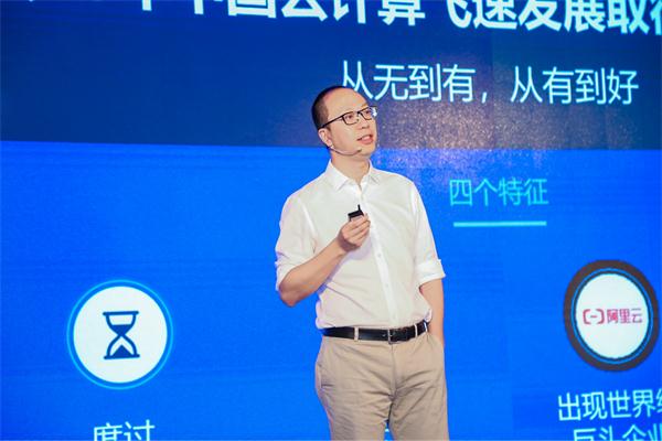 混合云向邊緣延伸！ZStack Mini超融合和ZStack CMP重磅發(fā)布！