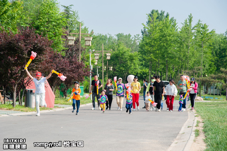 孩子這么小，需要見世面嗎?悅寶園用實(shí)例告訴你答案