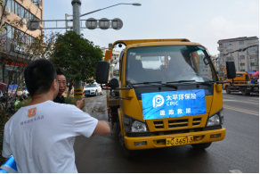 臺風(fēng)災(zāi)后現(xiàn)場，車點點匯聚多地救援力量溫暖社會