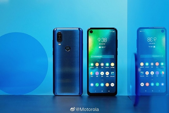 國(guó)慶值得買：Moto P50頂級(jí)隨身電影院 十一出行絕佳伴侶