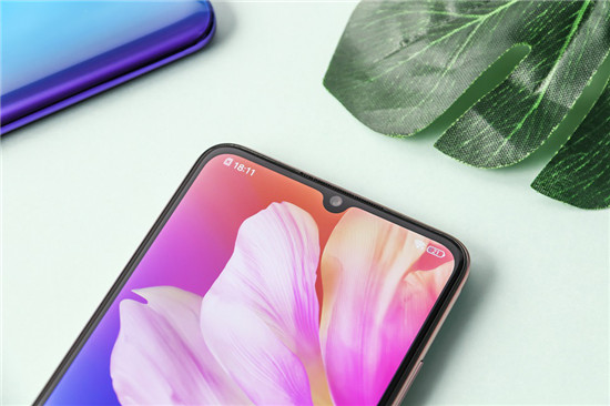 全新菱形四攝又添一員！vivo Y9s再為業(yè)界注入清流