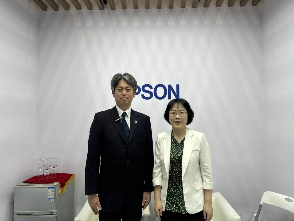 五專新質(zhì)、靈活配置，Epson CW-C8030高速行式彩色標(biāo)簽及吊牌打印機(jī)耀世登場！