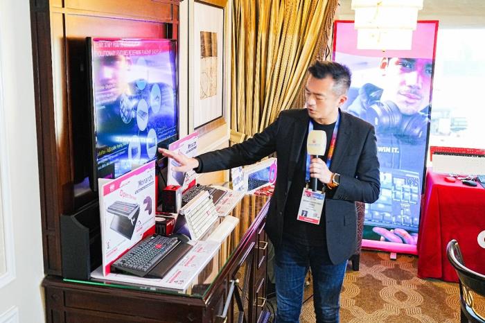 CES 2025揭幕！CHERRY開啟客制化AI外設新紀元