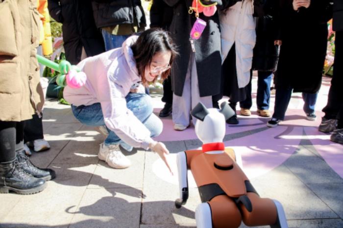 京東“原地想開”春日花會圓滿結(jié)束 買學習裝備就來京東3C開學季